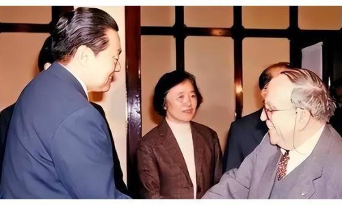 蝮蛇木瓜颗粒主治-仲景人蝮蛇木瓜胶囊价格网 | 蝮蛇木瓜胶囊功效作用,蝮蛇木瓜颗粒主治